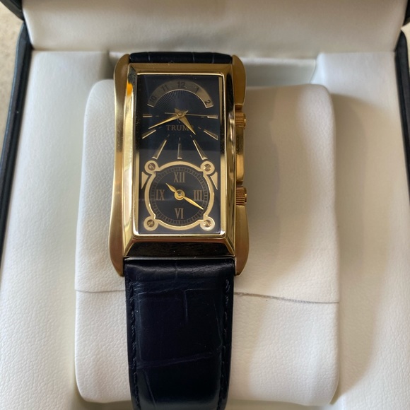 Signature Collection Donald J Trump Watch - Picture 4 of 5